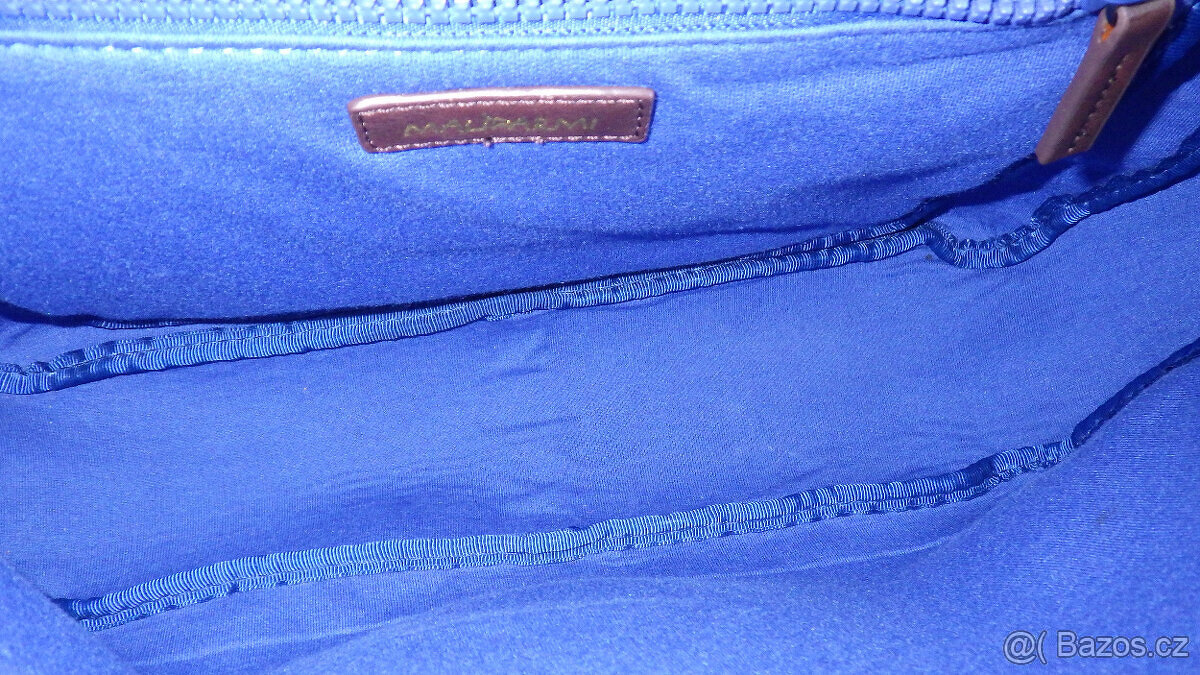 Dámská značková kabelka - 7