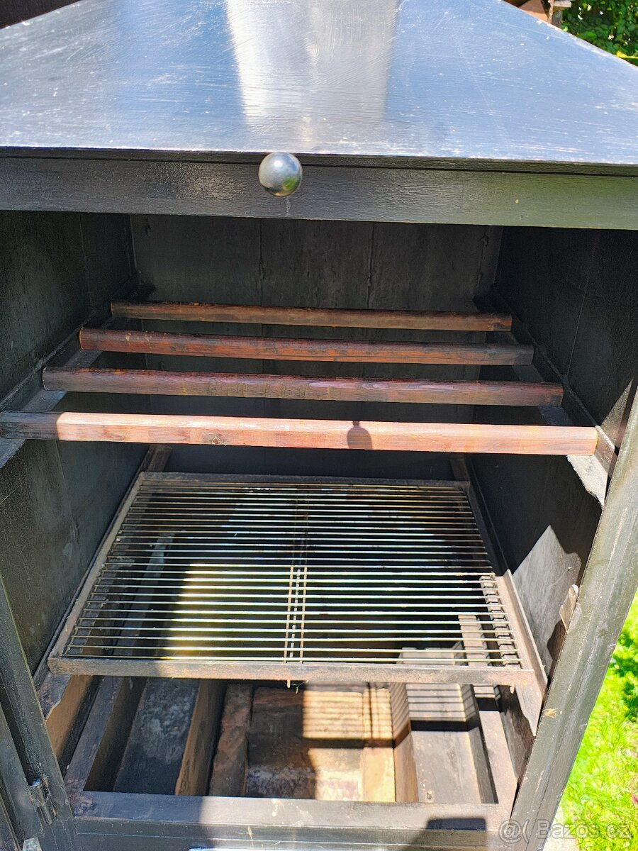 Udírna s grilem - 7