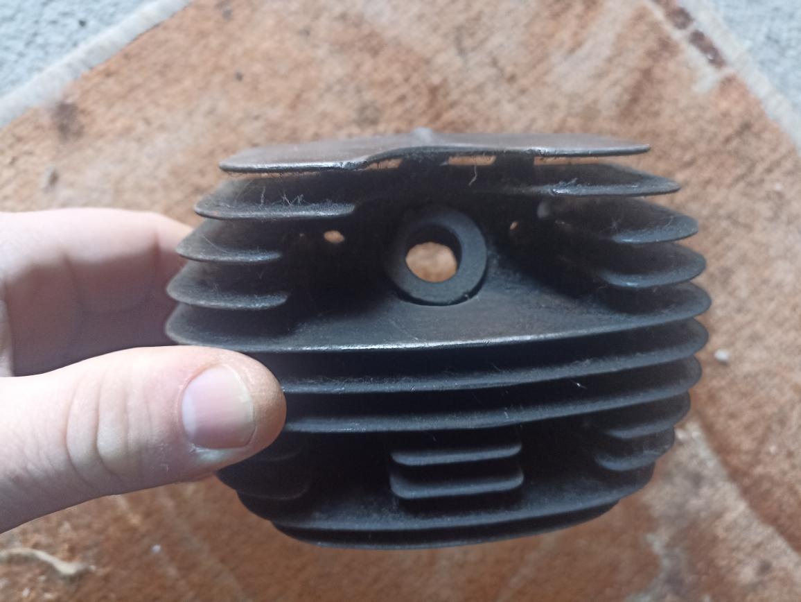 Palivový kohout jawa -čz,hlava pionýr,řazení Jawa - 7