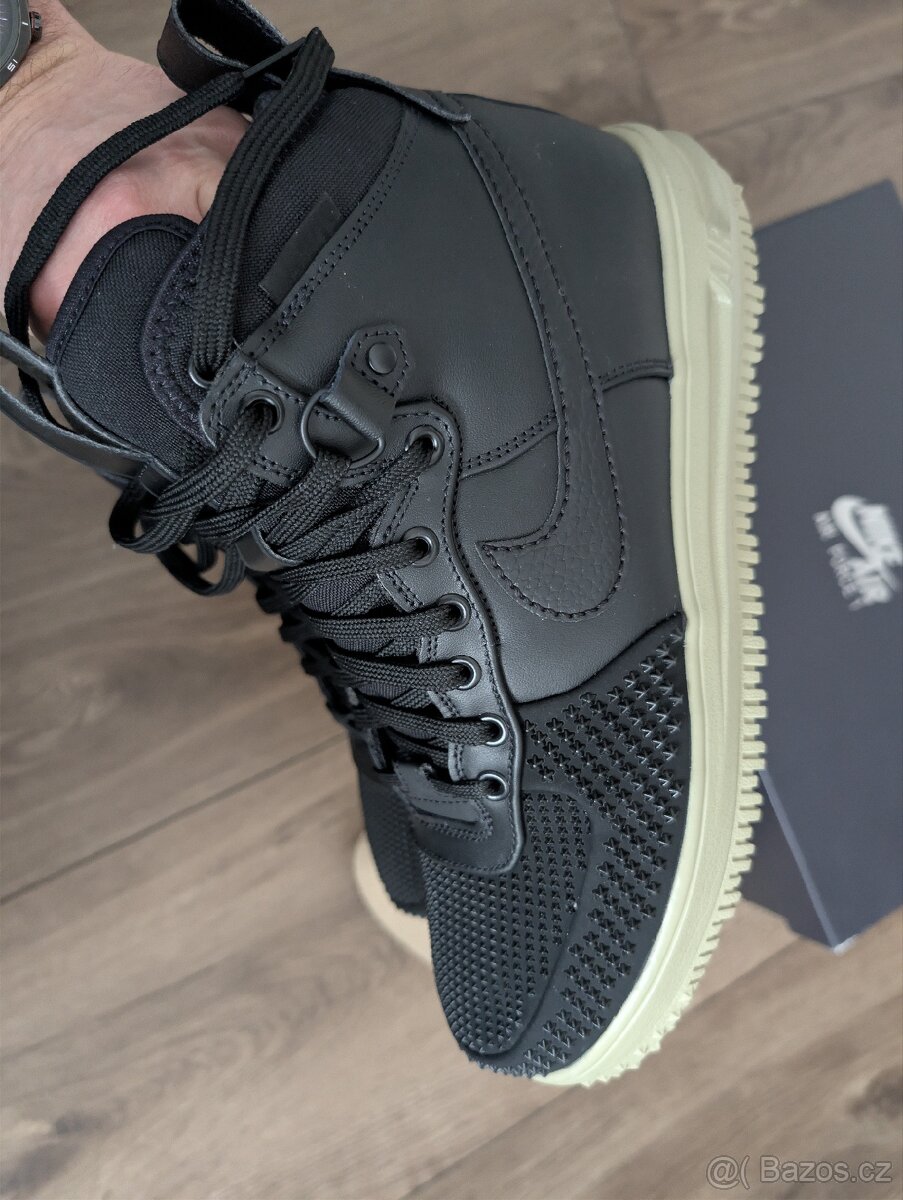 Nike Lunar Force 1 Duckboot velikost EUR 44 - 7