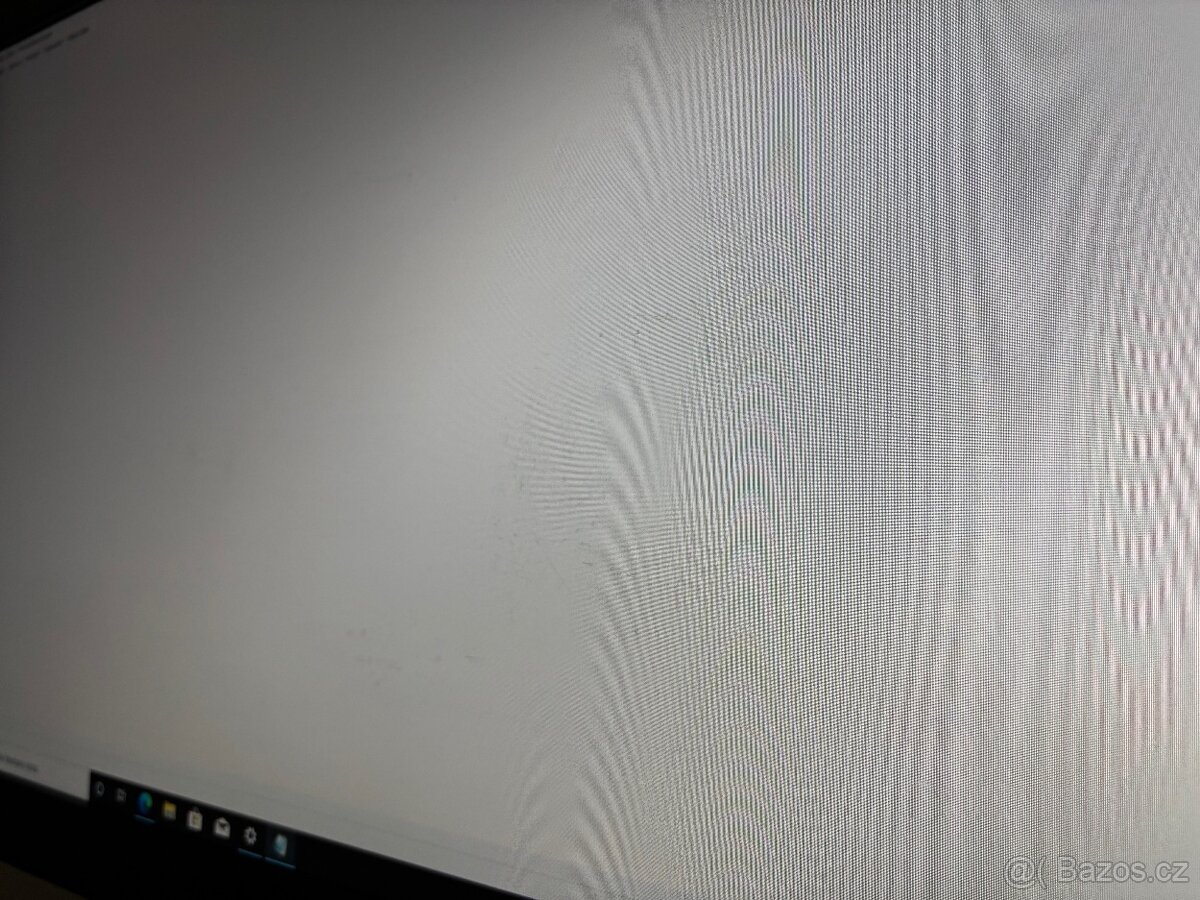 Stolní počítač i5, 8GB RAM včetně 23" FHD HP monitoru - 7