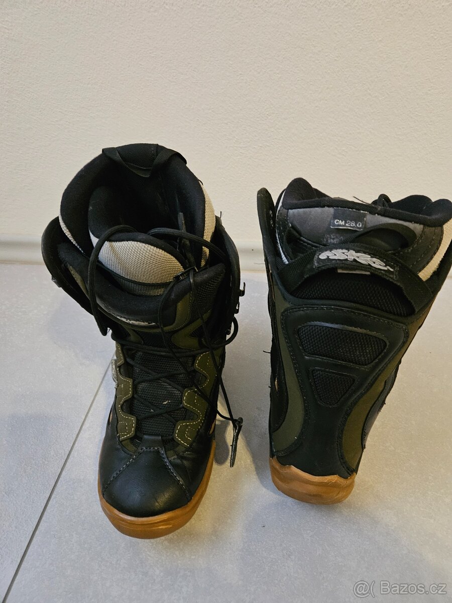 Snowboard Atomic Radon 155cm, boty, vak - 7