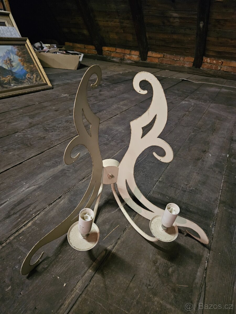 Daruji lustry na chalupu - 7