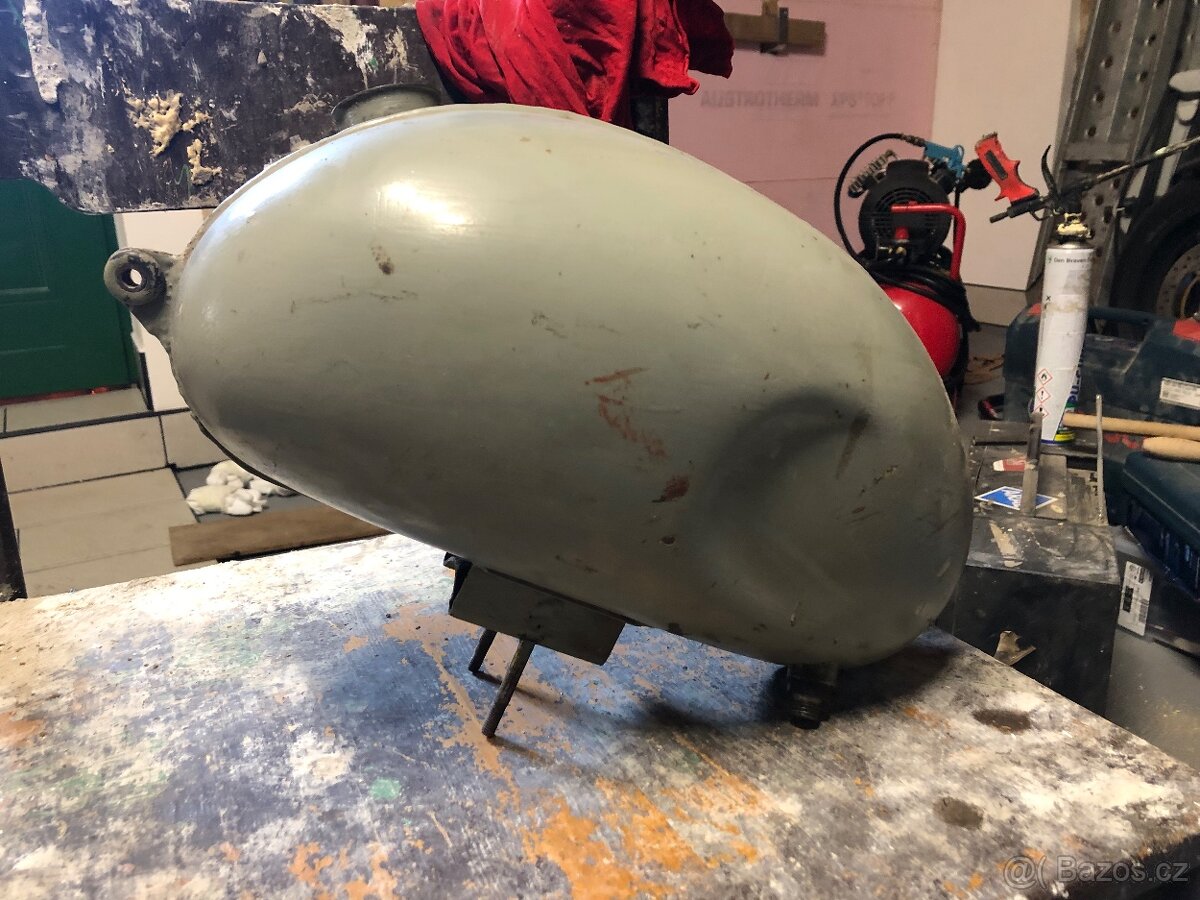 Náhradní díly stadion a ČZ - 7