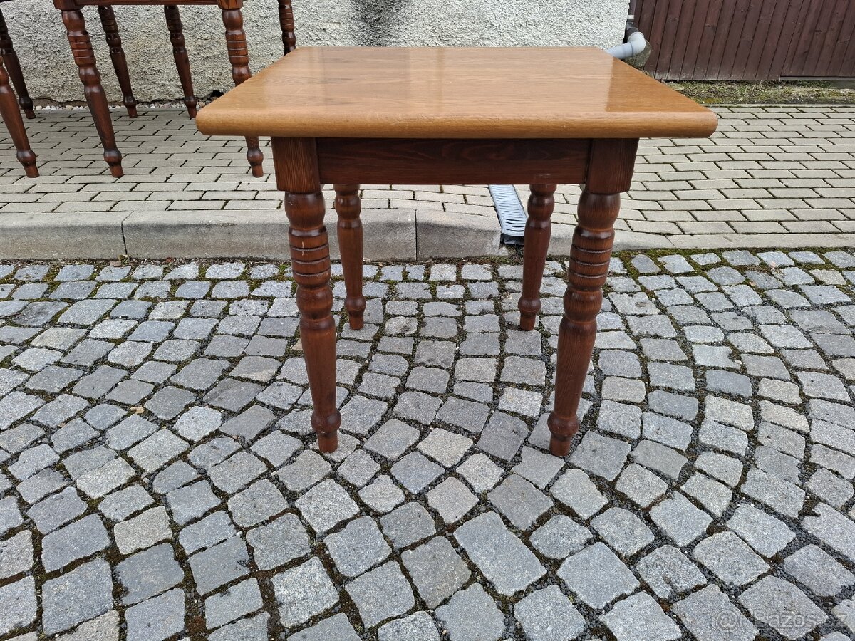 13x stoly z restaurace hospody - 7