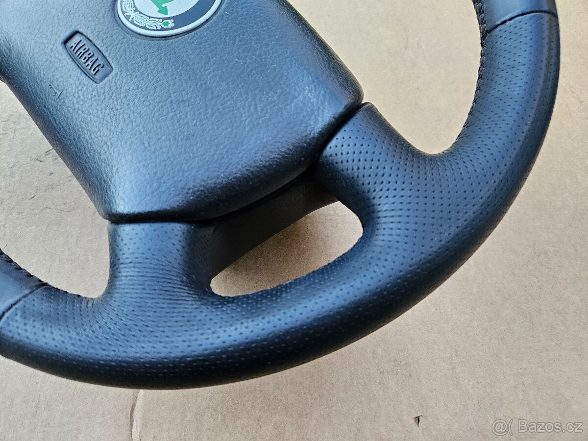 Škoda Octavia 1 volant v kůži - 7