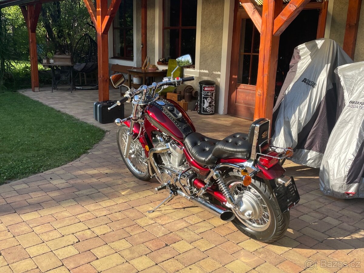 Suzuki VS800GL Intruder - 7