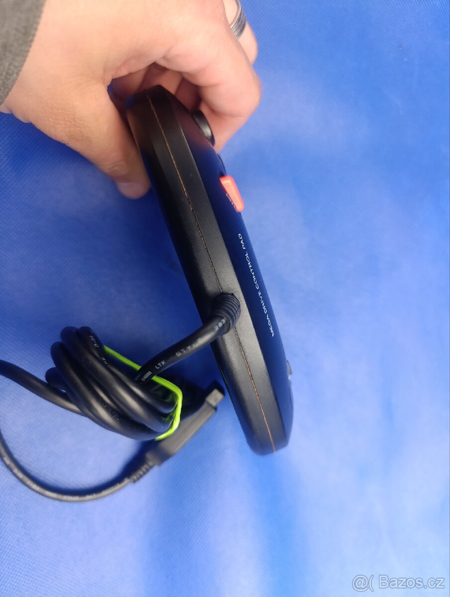 Sega Mega Drive Control Pad Boxed - 7