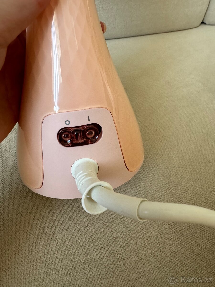 Ruční parní žehlička - 7