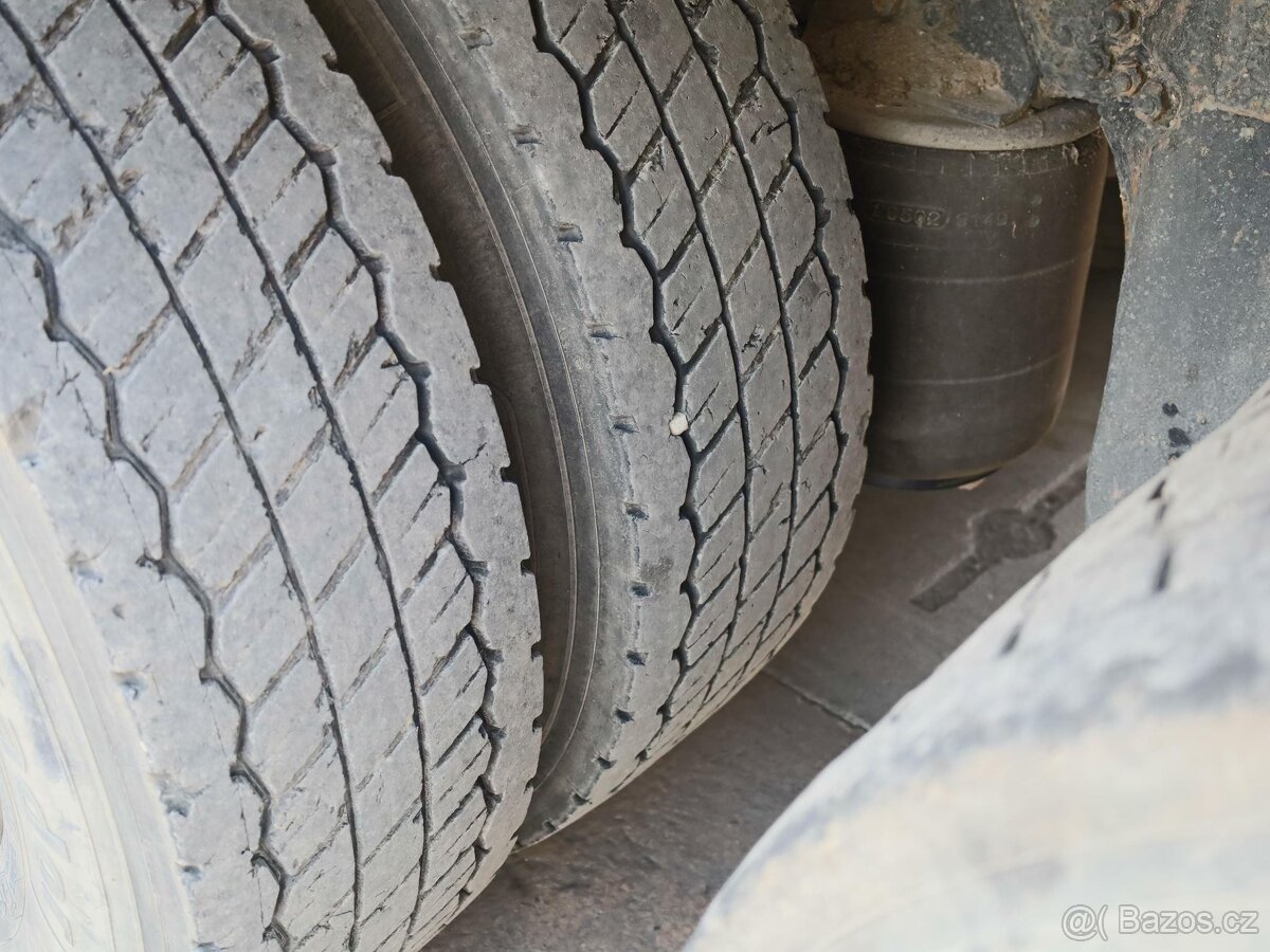 Scania R 124 GB, FEKÁL, 8x2, 33 TUN, 13 CBM (DVĚ KOMORY 11+ - 7