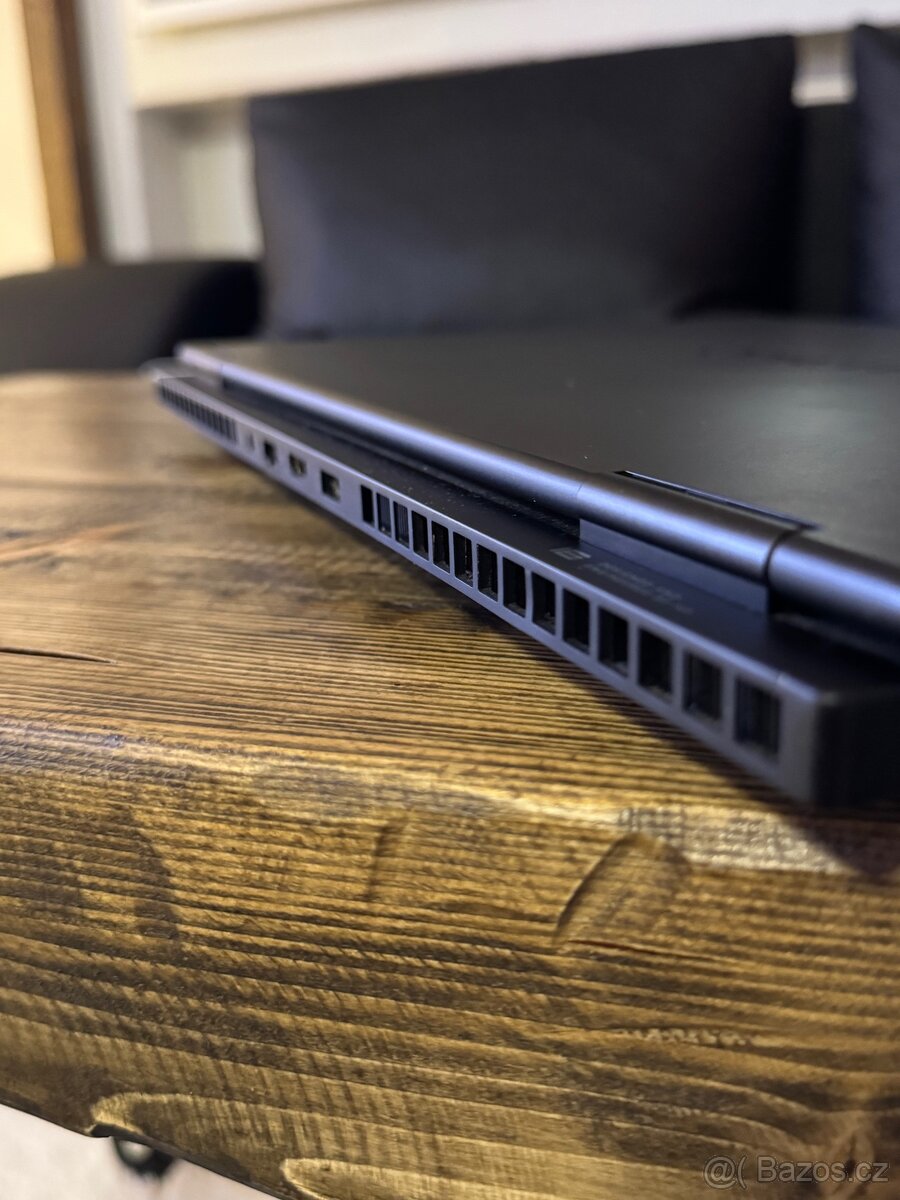 MEGA SLEVA - HP OMEN – i7-13700HX / RTX 4070 / 32GB / 1TB - 7