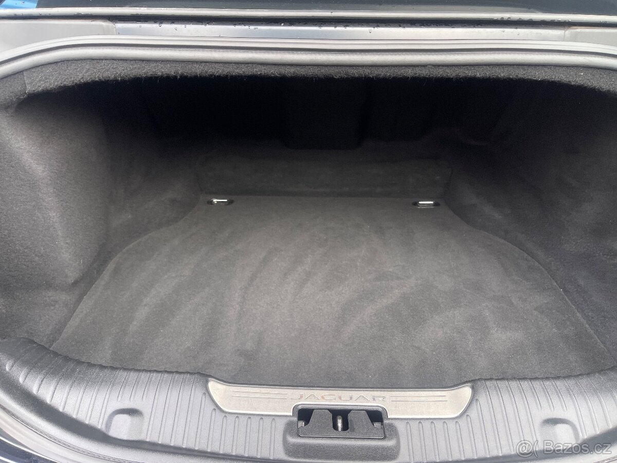 Jaguar XJ 351 Long, 3.0d/221kw, Portfolio - 7
