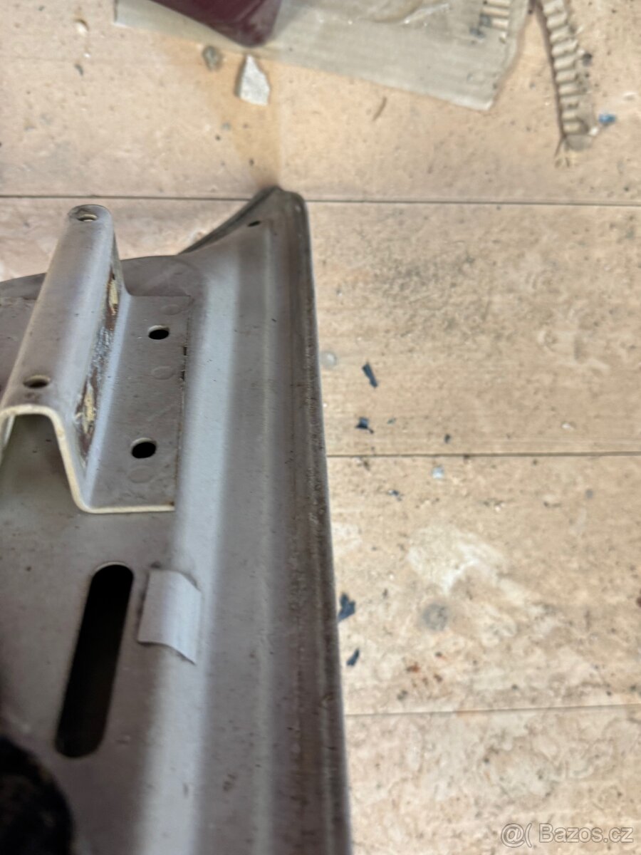 Škoda Felicia, kapota - 7