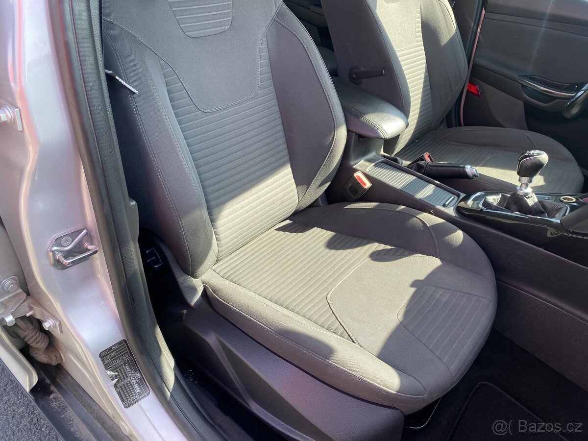 Ford Focus 1.5 TDCi , 88 kW nafta, 2015 - 7