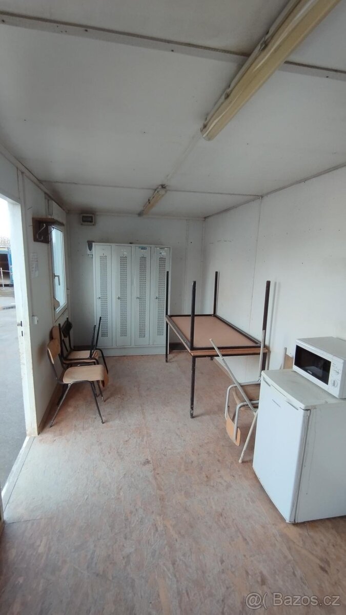 Kancelářský / obytný kontejner / 6m délky - 7