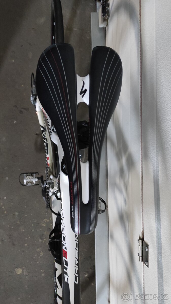 Karbonové silniční kolo - 7