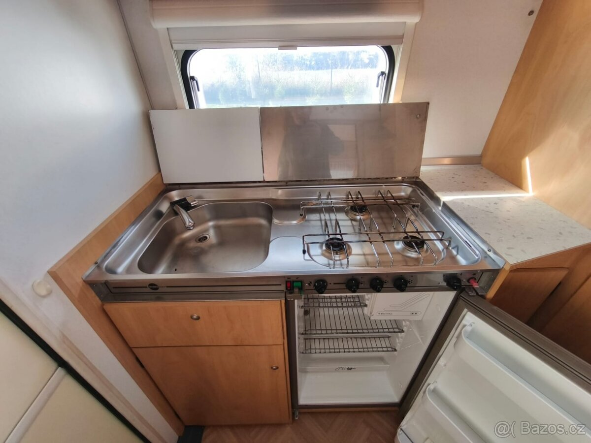 Burstner 400 FUN, předstan, 100km/hod, zateplený - 7