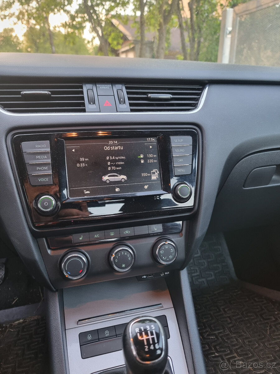 Škoda Octavia 1.4 tsi Gtec pravidelné servisy a Výborný stav - 7