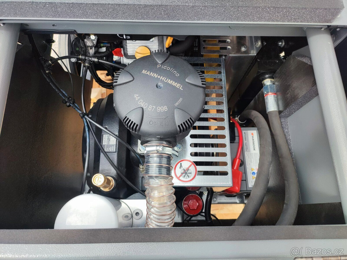 Stroj na tryskání/ čistění suchým ledem ICEsonic Mighty E - 7