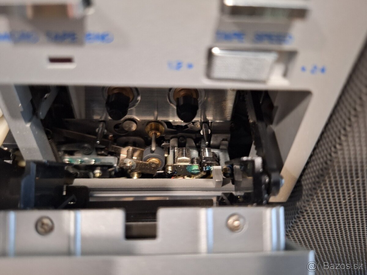 Fisher PH-M77 rádiomagnetofón, Boombox - 7