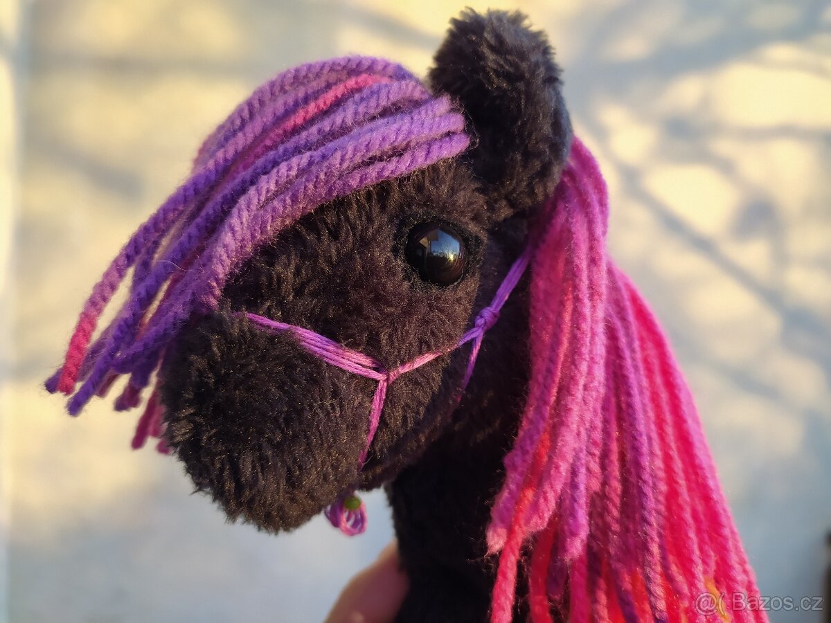 Hobby horse přívěsek, dekorace - 7