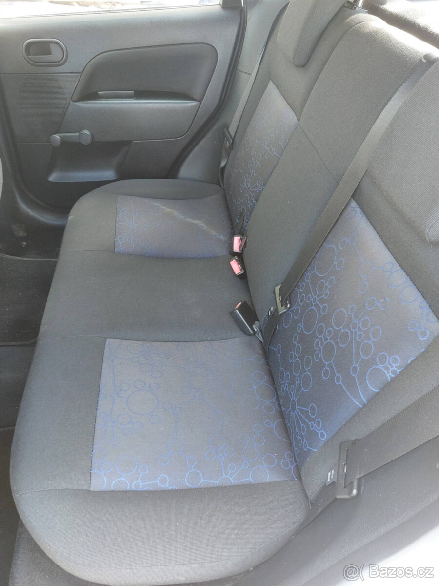Prodám Fordfiesta 1.3 - 7