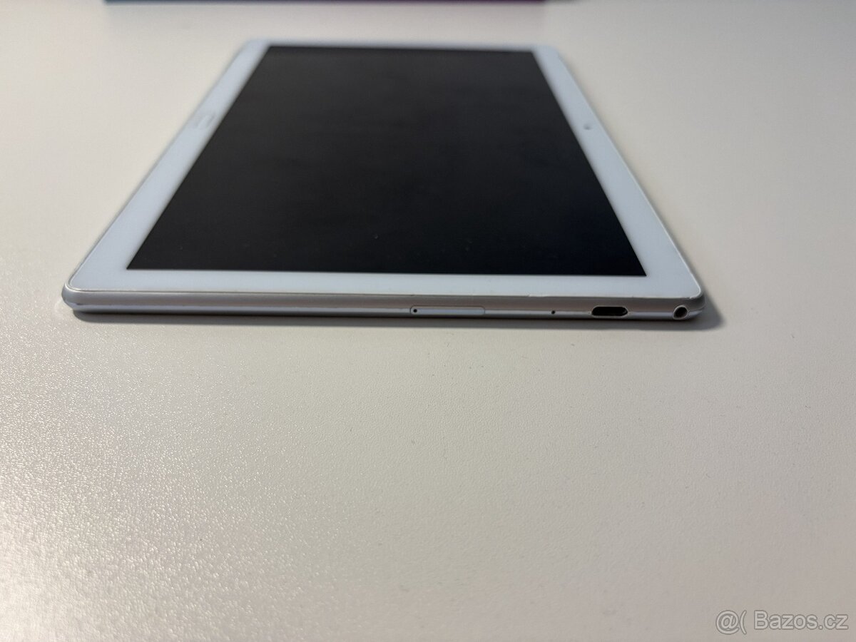 Tablet Lenovo Tab P10 (Bílý) - 7