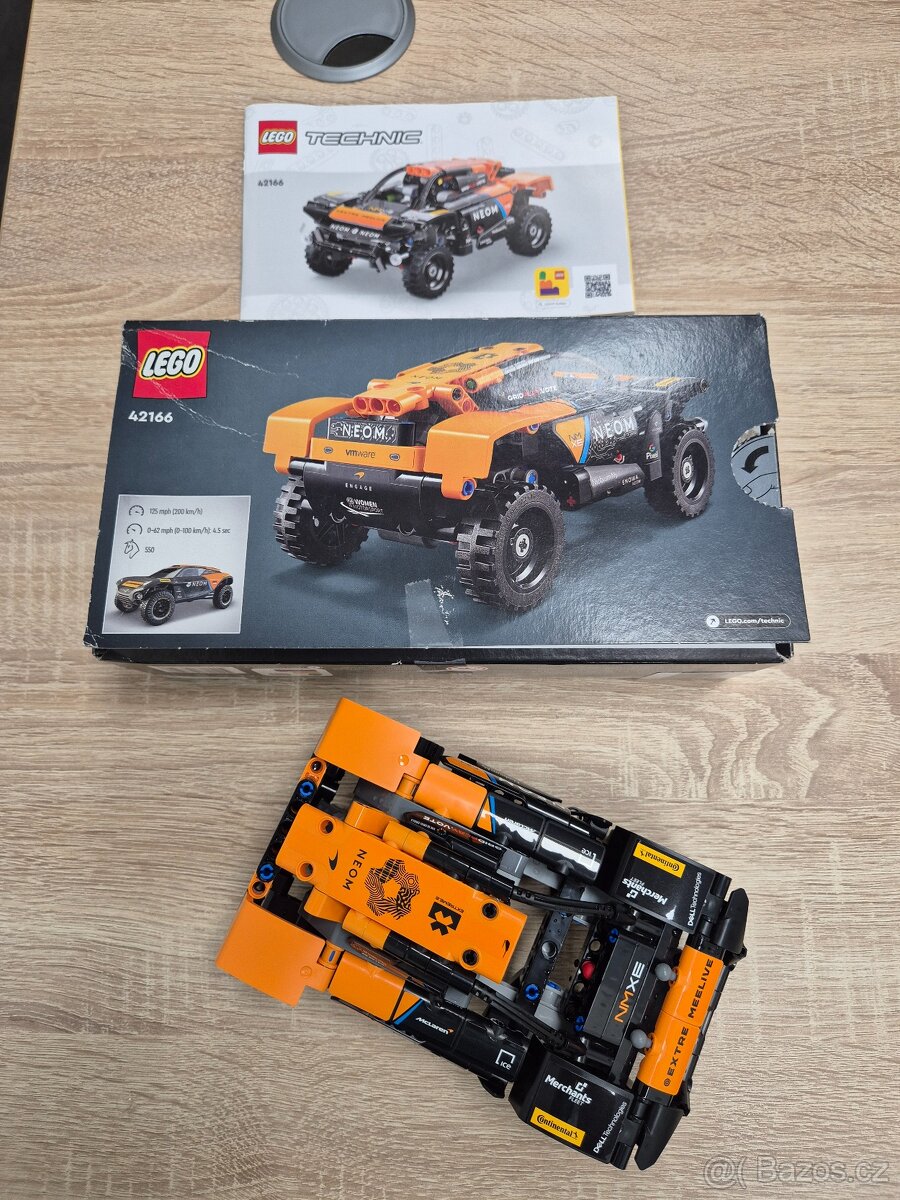 LEGO TECHNIC 42166 Neom McLaren Extreme E Team - 7