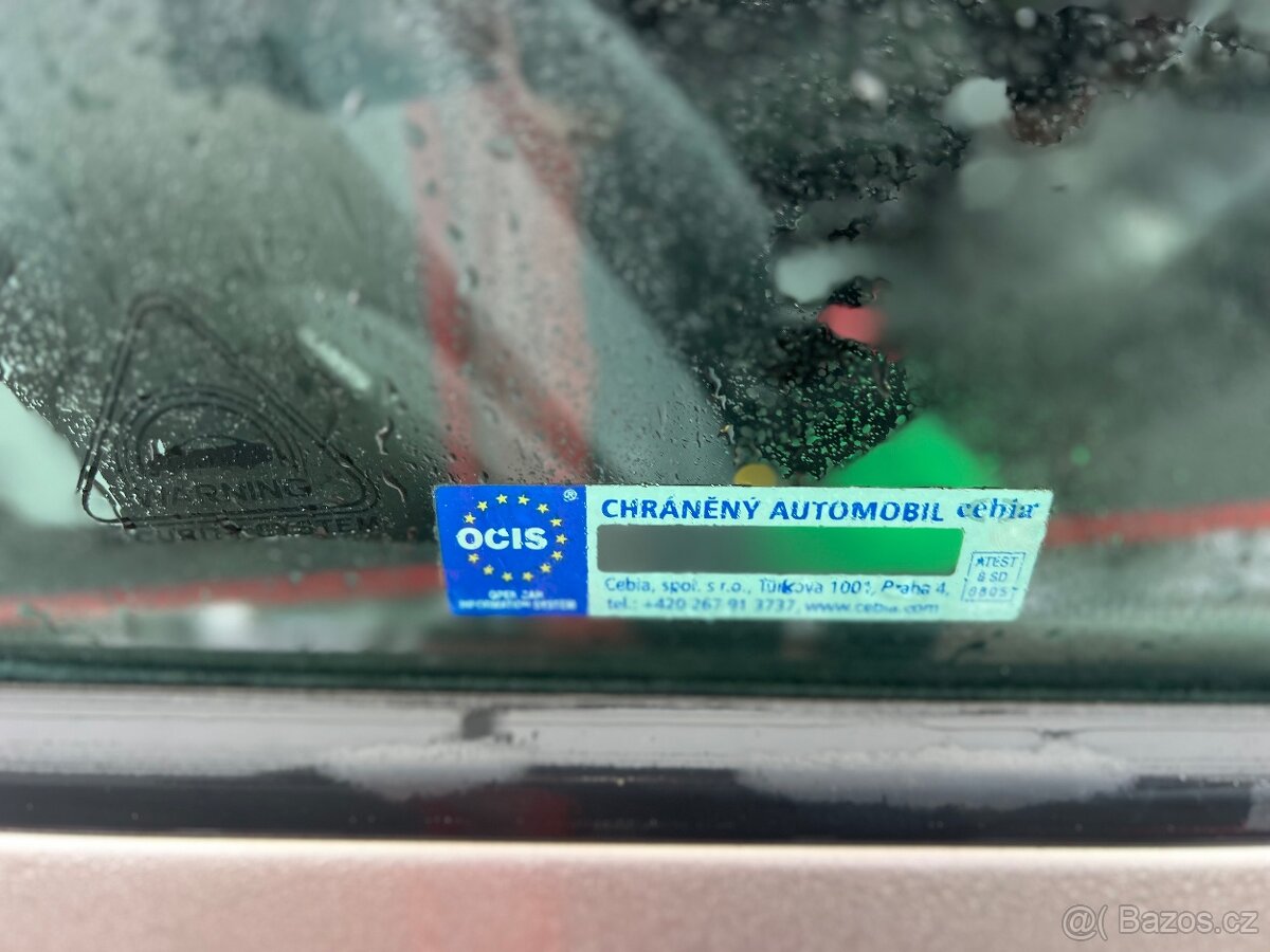 I30 1.6 crdi 1. Majitel v ČR 2016, 160000km, STK DO 4/2028 - 7