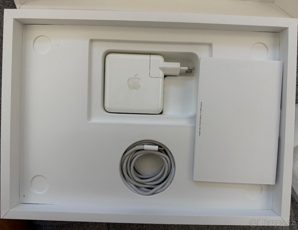 Apple MacBook Pro 13” 2020 – M1 / 16 GB / 256 GB - 7