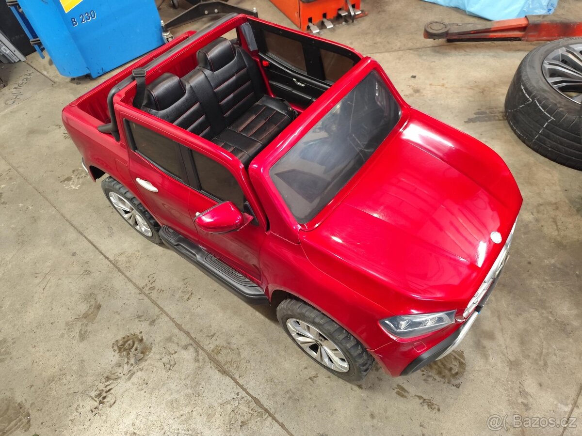 Dětské autíčko Mercedes pickup X-class 4x4 - 7