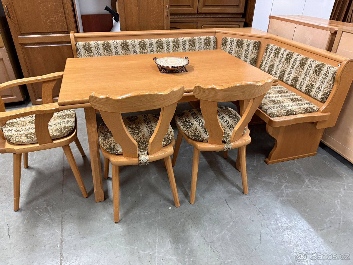 Dubová rohová lavice ,rozkládací stůl a tři židle - 7