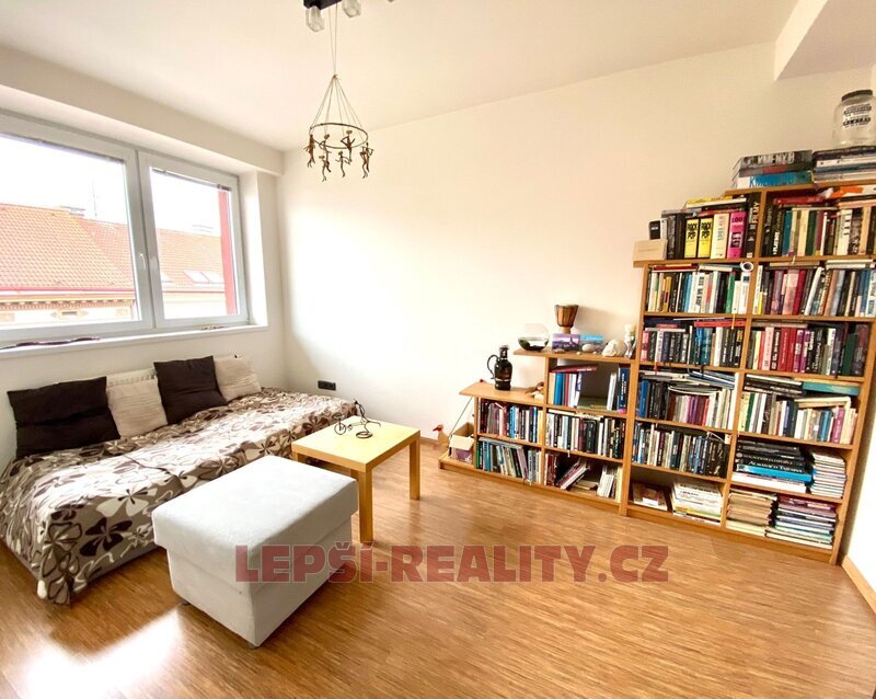 Krásný byt 3+kk s balkonem - 7