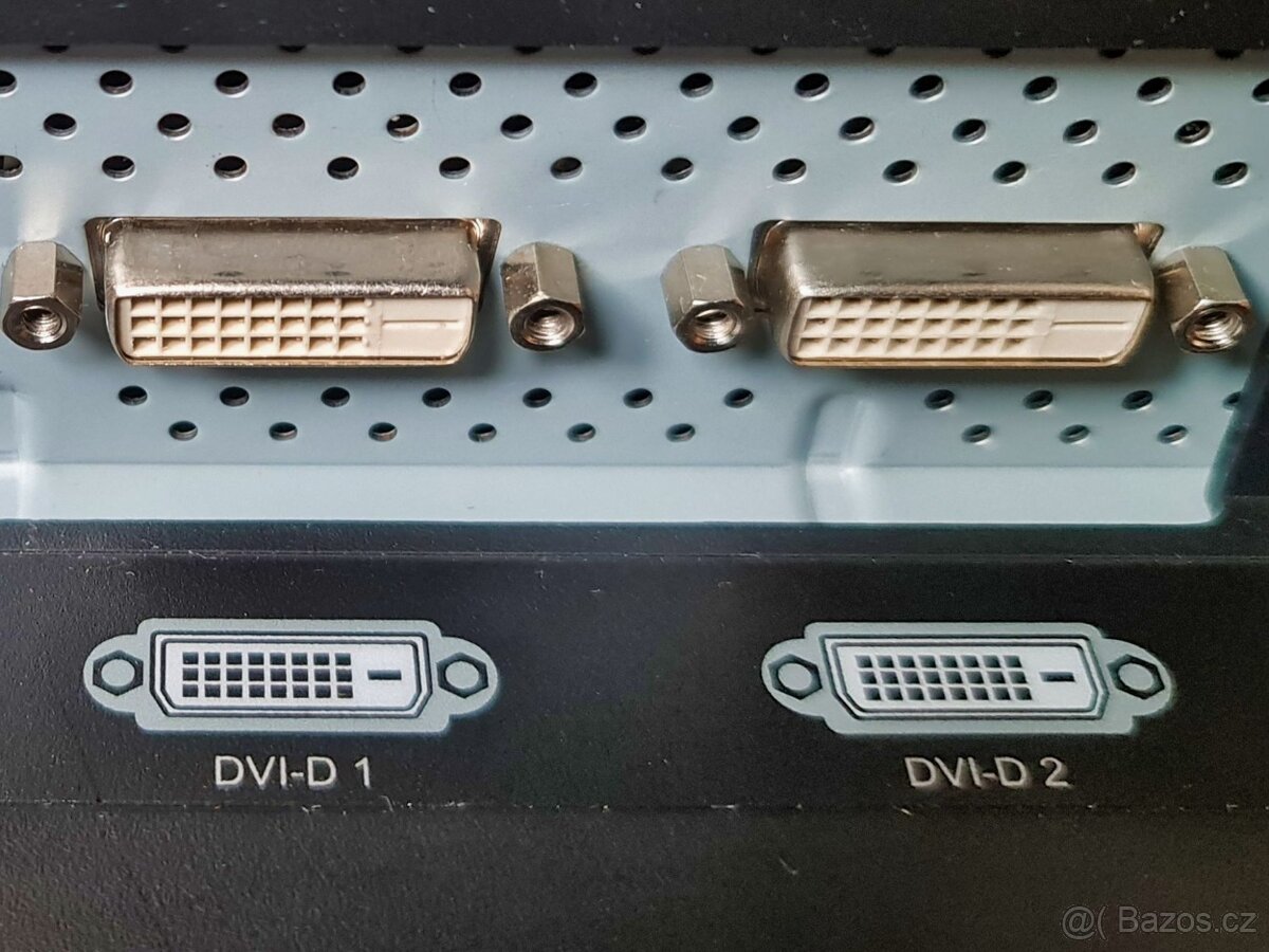 Dell UltraSharp U2711b, 2560x1440, pivot, USB, repro - 7