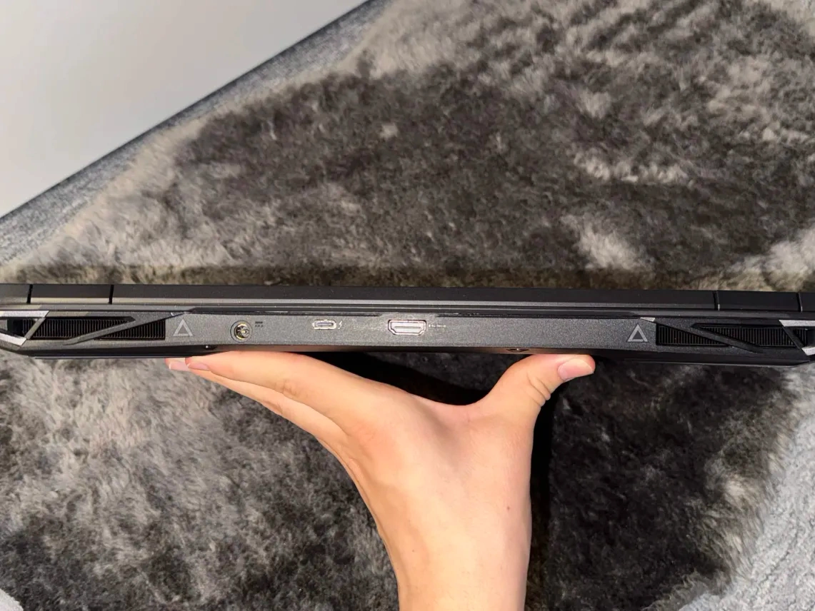 Herní notebook Acer Nitro 5 RTX 3070 Ti - 7