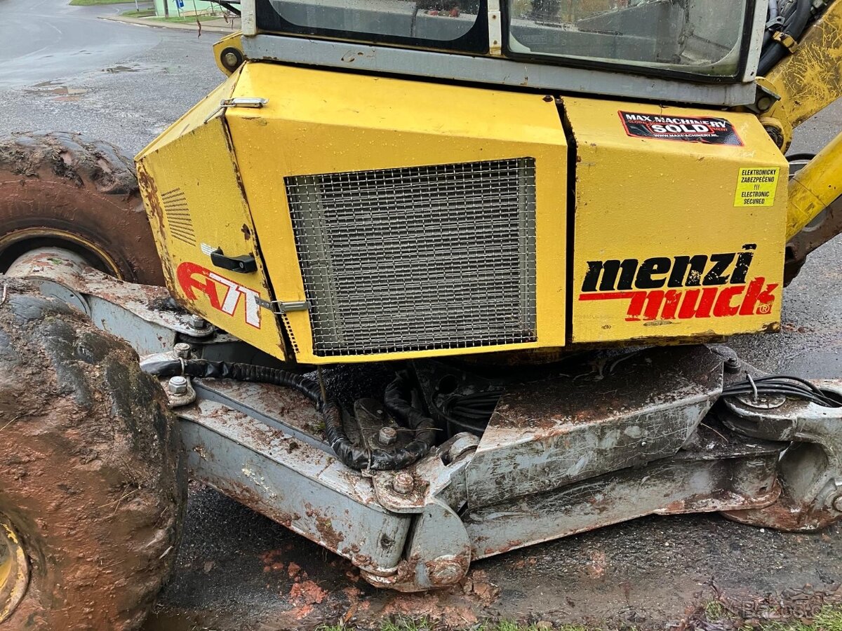 Menzi Muck - 7