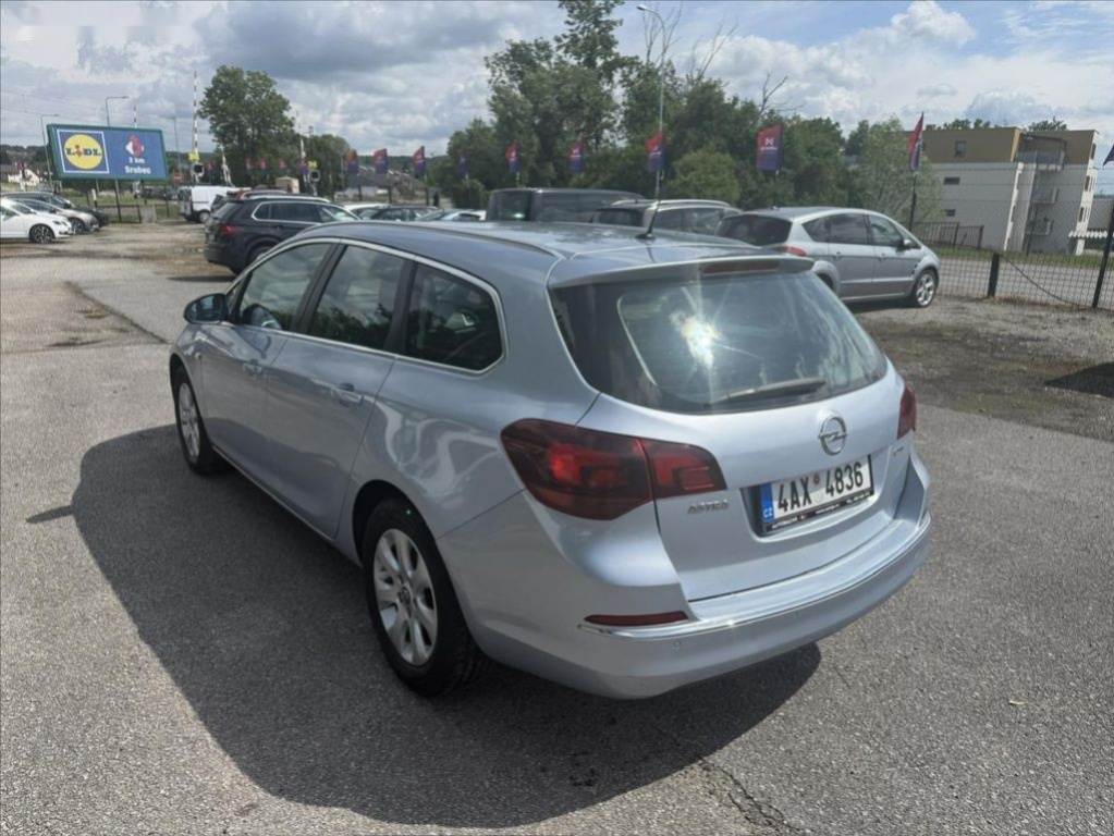 Opel Astra,1,6 CDTi - 7