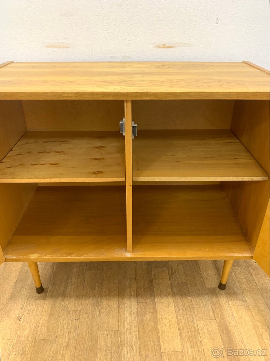 Retro komoda Brusel 60. léta : - 7