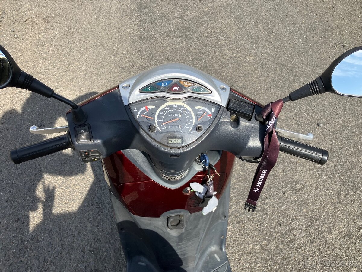 Honda SH 150i - 7
