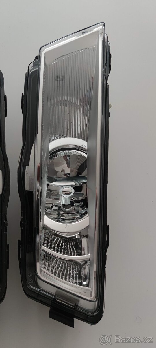 Škoda Rapid 5JA mlhovka prava led denní svíceni - 7