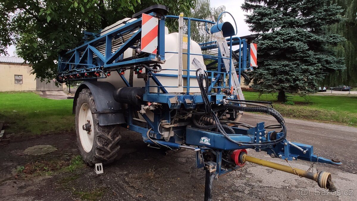 Tažený postřikovač MGM A4024 - 7