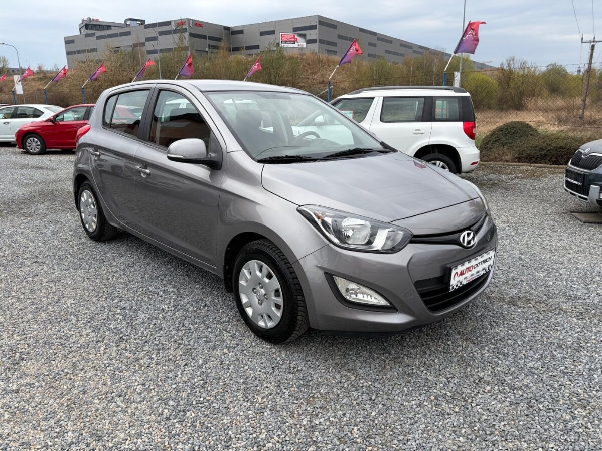 HYUNDAI i20 1,2i INCLUSIVE PLUS 1.MAJITEL NOVÁ STK - 7