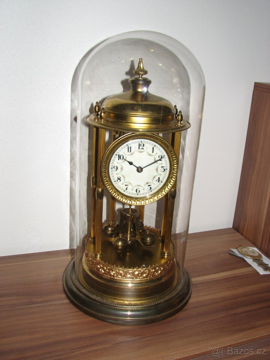 Sedem serióznych starožitnosti - 7