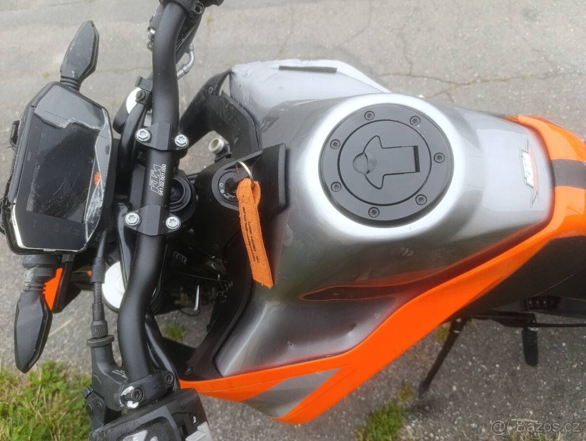 KTM DUKE 790 - 7