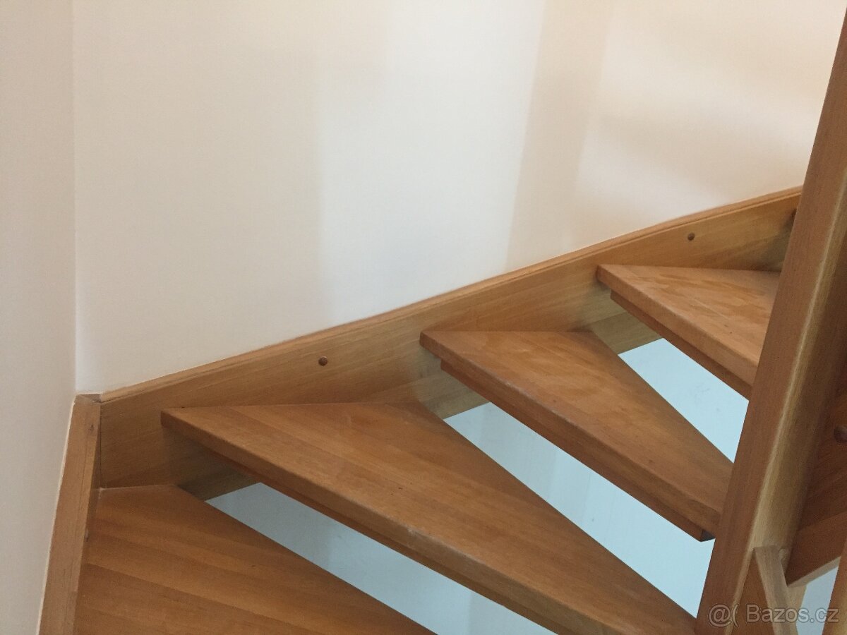 Dřevěné dubové schody - 7