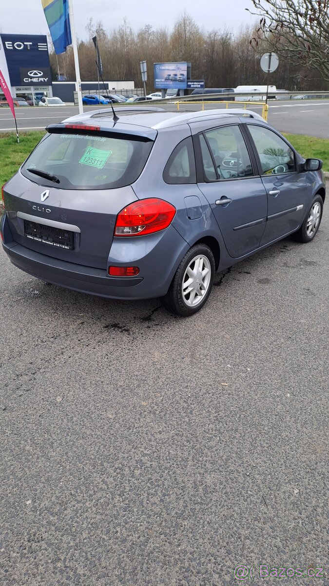 Renault clio combi - 7