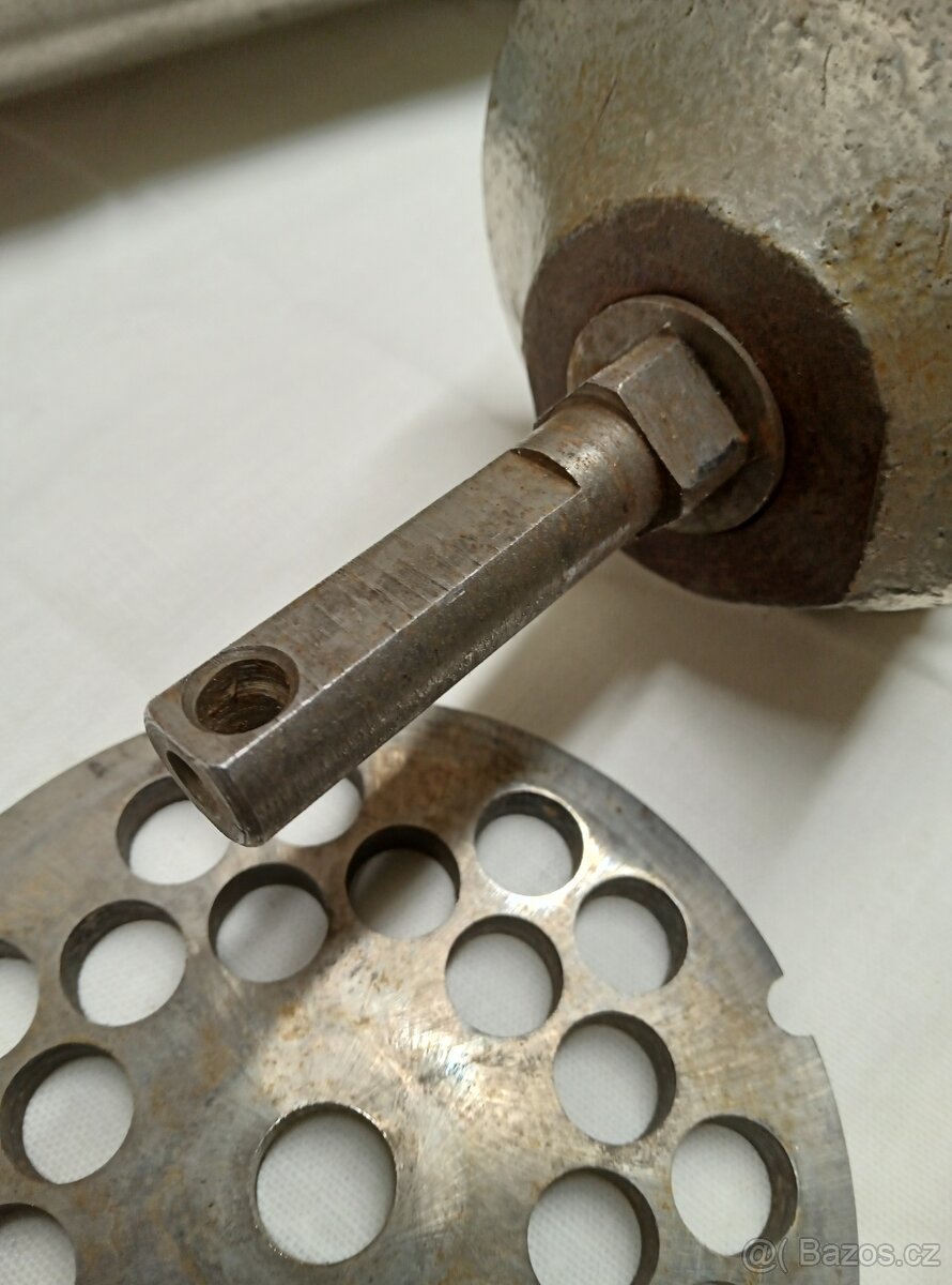 Mlýnek na maso alba Re 22 - 7