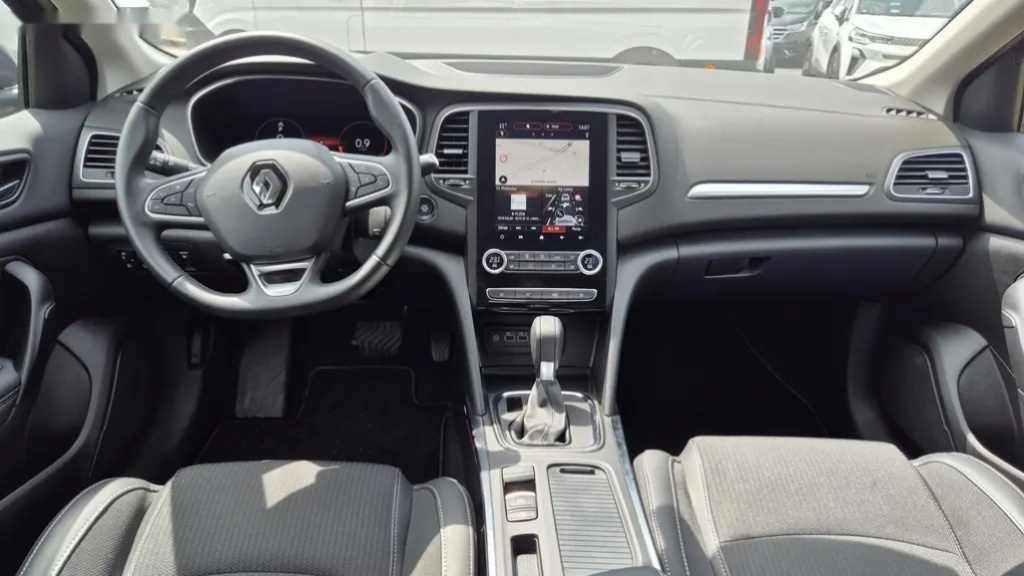 Renault Mégane, Techno TCE 140 EDC - 7