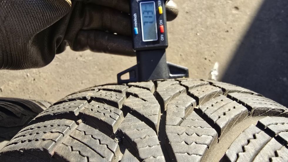 Zimní pneu 195/65/15 Continental - 7