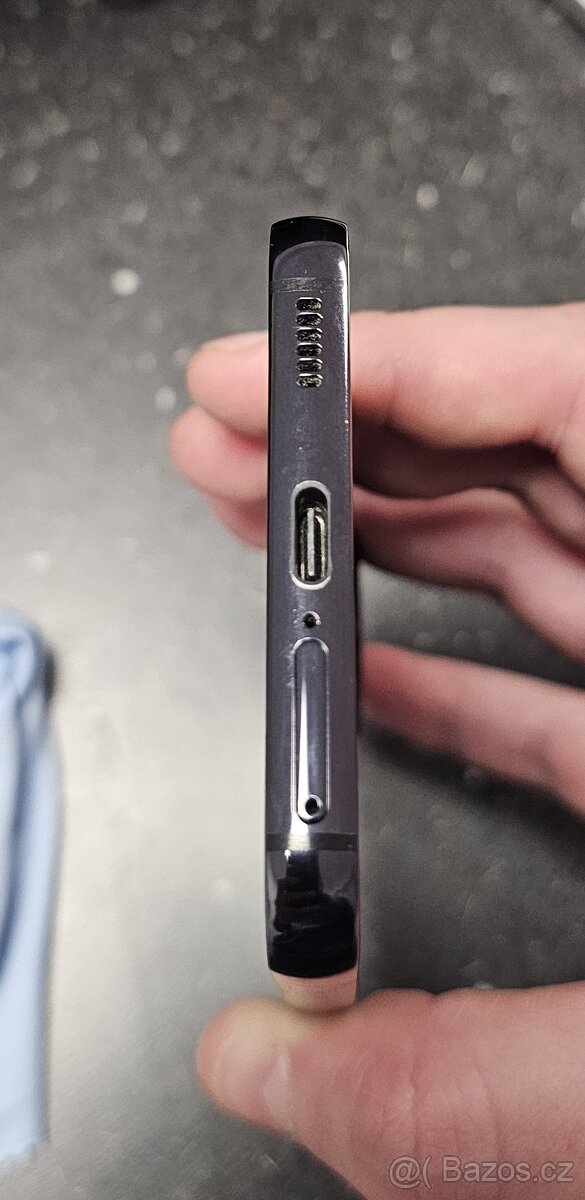 Samsung Galaxy S22 - 7